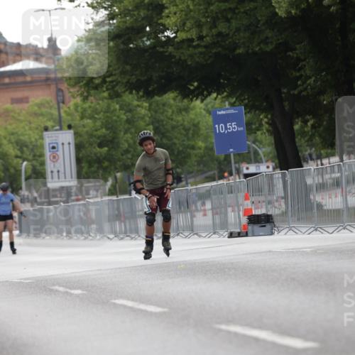 29.06.2025 - hella hamburg halbmarathon Jannik Wohlers http://msf.ph/oto/8330871 29.06.2025 09:01:13 Lombardsbrücke  meine-sportfotos.de