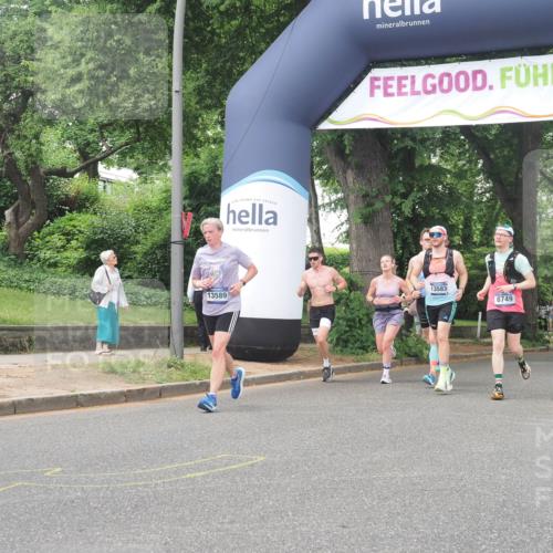 29.06.2025 - hella hamburg halbmarathon KatJ http://msf.ph/oto/8330873 29.06.2025 10:47:06 Zwischen KM18-KM19 2167, 3169, 3698, 5347, 8749 meine-sportfotos.de