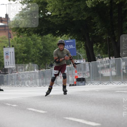 29.06.2025 - hella hamburg halbmarathon Jannik Wohlers http://msf.ph/oto/8330894 29.06.2025 09:01:15 Lombardsbrücke  meine-sportfotos.de