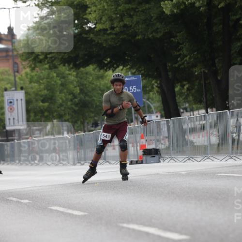 29.06.2025 - hella hamburg halbmarathon Jannik Wohlers http://msf.ph/oto/8330908 29.06.2025 09:01:15 Lombardsbrücke  meine-sportfotos.de