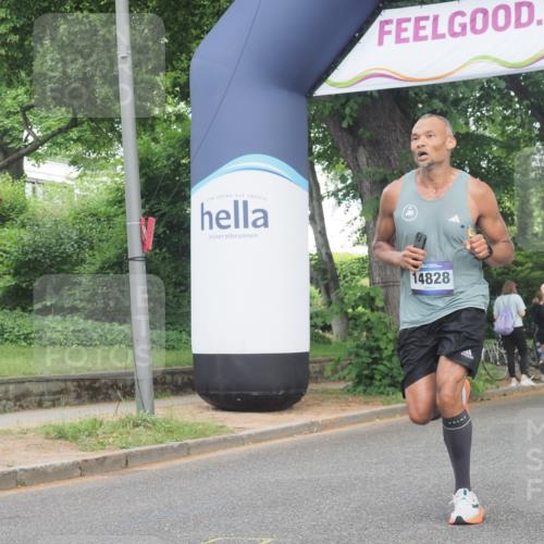 29.06.2025 - hella hamburg halbmarathon KatJ http://msf.ph/oto/8330914 29.06.2025 10:17:21 Zwischen KM18-KM19 2203 meine-sportfotos.de