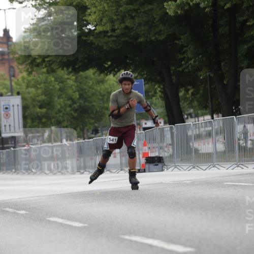 29.06.2025 - hella hamburg halbmarathon Jannik Wohlers http://msf.ph/oto/8330931 29.06.2025 09:01:15 Lombardsbrücke  meine-sportfotos.de