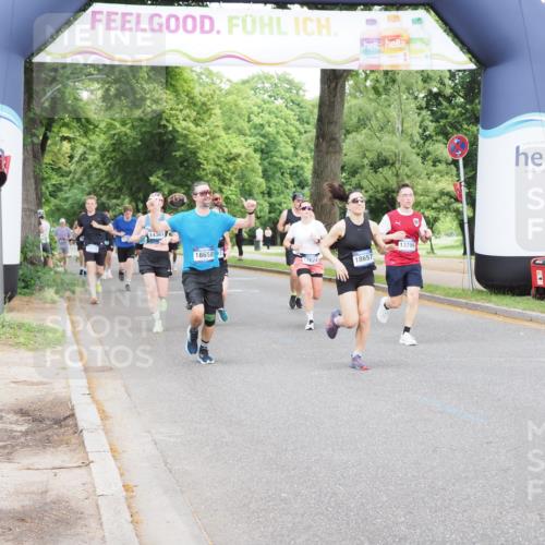 29.06.2025 - hella hamburg halbmarathon MichiJ http://msf.ph/oto/8330954 29.06.2025 10:38:09 Zwischen KM18-KM19 1461, 1466, 1750, 2207, 2823, 7176, 7224, 7312, 7583, 8689, 10057, 10371, 11422, 12235, 12450, 12624, 13609, 13799, 14361, 14838, 16653, 16907, 18451, 18657 meine-sportfotos.de