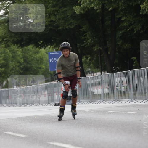29.06.2025 - hella hamburg halbmarathon Jannik Wohlers http://msf.ph/oto/8330970 29.06.2025 09:01:16 Lombardsbrücke  meine-sportfotos.de