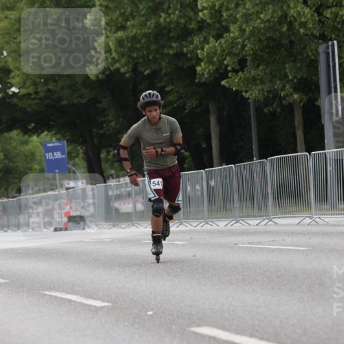 29.06.2025 - hella hamburg halbmarathon Jannik Wohlers http://msf.ph/oto/8331054 29.06.2025 09:01:17 Lombardsbrücke  meine-sportfotos.de