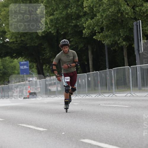 29.06.2025 - hella hamburg halbmarathon Jannik Wohlers http://msf.ph/oto/8331075 29.06.2025 09:01:17 Lombardsbrücke  meine-sportfotos.de