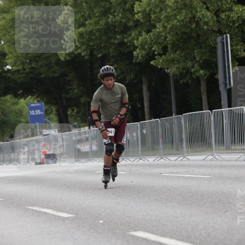 29.06.2025 - hella hamburg halbmarathon Jannik Wohlers http://msf.ph/oto/8331106 29.06.2025 09:01:17 Lombardsbrücke  meine-sportfotos.de