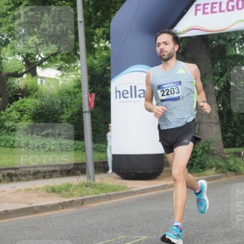 29.06.2025 - hella hamburg halbmarathon KatJ http://msf.ph/oto/8331158 29.06.2025 10:17:22 Zwischen KM18-KM19 2203 meine-sportfotos.de