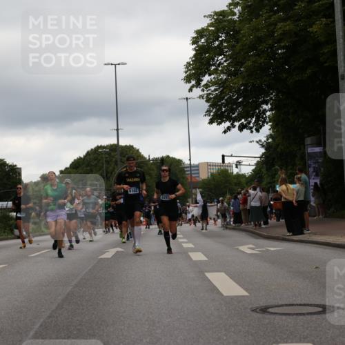 29.06.2025 - hella hamburg halbmarathon Yannick Fuchs http://msf.ph/oto/8331180 29.06.2025 10:51:42 20KM 1200, 1563, 1611, 2025, 2236, 2606, 2759, 2806, 2883, 2907, 3093, 3141, 3575, 4426, 4467, 4579, 4833, 5391, 6281, 6302, 6531, 6595, 6892, 7833, 9450, 9485, 10599, 12144, 12509, 13465, 13664, 15217, 15229, 16517, 17415, 17455, 17543, 18508, 18762, 18891 meine-sportfotos.de
