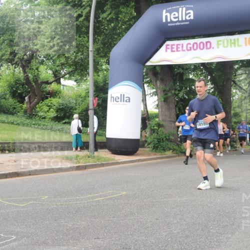29.06.2025 - hella hamburg halbmarathon KatJ http://msf.ph/oto/8331185 29.06.2025 10:47:10 Zwischen KM18-KM19 2167, 5272, 8749 meine-sportfotos.de