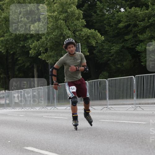 29.06.2025 - hella hamburg halbmarathon Jannik Wohlers http://msf.ph/oto/8331298 29.06.2025 09:01:19 Lombardsbrücke  meine-sportfotos.de