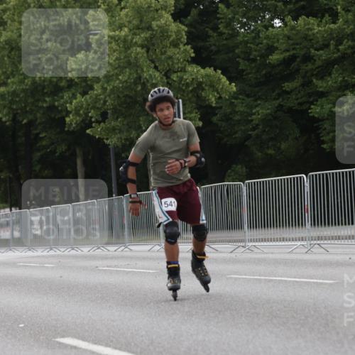 29.06.2025 - hella hamburg halbmarathon Jannik Wohlers http://msf.ph/oto/8331304 29.06.2025 09:01:19 Lombardsbrücke  meine-sportfotos.de