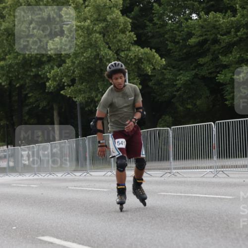 29.06.2025 - hella hamburg halbmarathon Jannik Wohlers http://msf.ph/oto/8331309 29.06.2025 09:01:19 Lombardsbrücke  meine-sportfotos.de