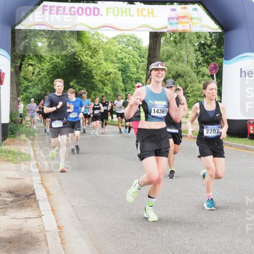 29.06.2025 - hella hamburg halbmarathon MichiJ http://msf.ph/oto/8331327 29.06.2025 10:38:12 Zwischen KM18-KM19 1461, 1750, 2207, 6795, 7176, 7312, 7952, 8689, 10057, 10371, 11422, 12450, 12624, 13609, 13799, 14125, 14361, 14838, 18182, 18451, 18657, 18658 meine-sportfotos.de