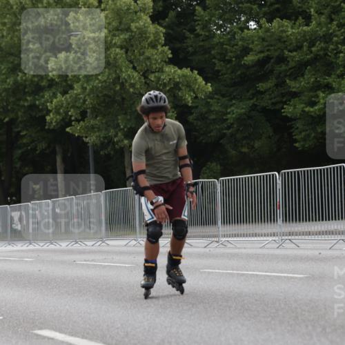 29.06.2025 - hella hamburg halbmarathon Jannik Wohlers http://msf.ph/oto/8331352 29.06.2025 09:01:19 Lombardsbrücke  meine-sportfotos.de