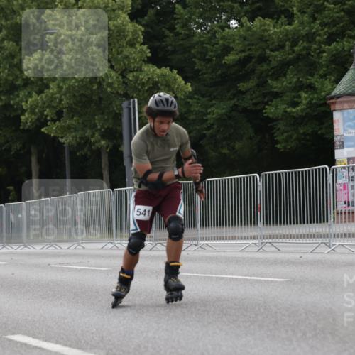 29.06.2025 - hella hamburg halbmarathon Jannik Wohlers http://msf.ph/oto/8331433 29.06.2025 09:01:19 Lombardsbrücke  meine-sportfotos.de