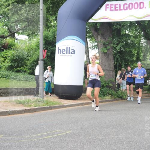 29.06.2025 - hella hamburg halbmarathon KatJ http://msf.ph/oto/8331442 29.06.2025 10:47:12 Zwischen KM18-KM19 5272, 8749 meine-sportfotos.de