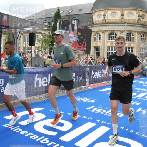 29.06.2025 - hella hamburg halbmarathon Michael Strokosch http://msf.ph/oto/8331507 29.06.2025 10:49:52 Ziel 3543, 4017, 5460, 5894, 6125, 8455, 9126, 9200, 9551, 9597, 9723, 9924, 11975, 13159, 13463, 14794, 16800, 17282, 17753, 19109, 19122 meine-sportfotos.de