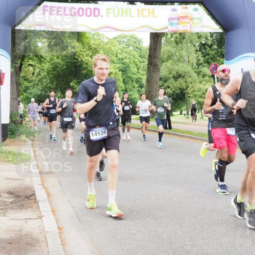 29.06.2025 - hella hamburg halbmarathon MichiJ http://msf.ph/oto/8331513 29.06.2025 10:38:13 Zwischen KM18-KM19 1750, 2207, 6795, 7312, 7952, 8689, 10057, 12527, 12624, 13609, 13799, 14125, 14361, 14838, 18182, 18451, 18657, 18658 meine-sportfotos.de