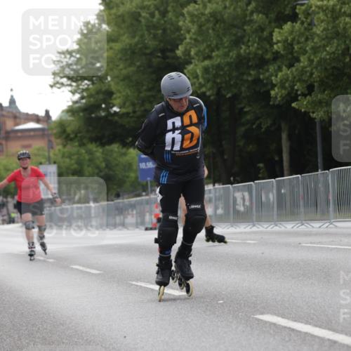 29.06.2025 - hella hamburg halbmarathon Jannik Wohlers http://msf.ph/oto/8331581 29.06.2025 09:01:24 Lombardsbrücke  meine-sportfotos.de