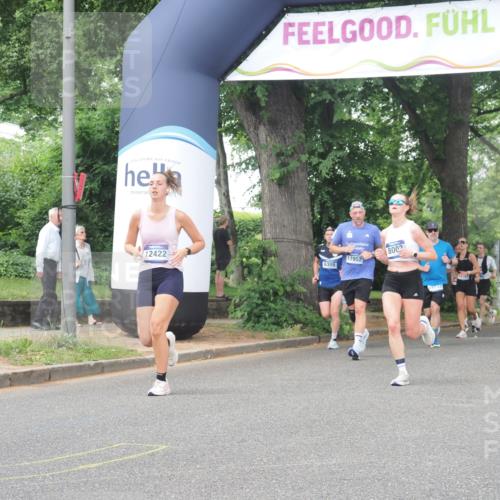 29.06.2025 - hella hamburg halbmarathon KatJ http://msf.ph/oto/8331595 29.06.2025 10:47:13 Zwischen KM18-KM19 5272, 8749 meine-sportfotos.de