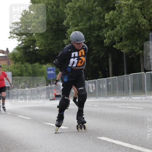 29.06.2025 - hella hamburg halbmarathon Jannik Wohlers http://msf.ph/oto/8331639 29.06.2025 09:01:25 Lombardsbrücke  meine-sportfotos.de