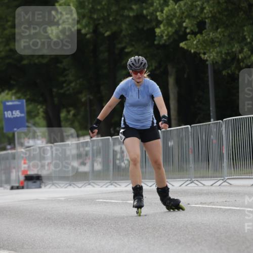 29.06.2025 - hella hamburg halbmarathon Jannik Wohlers http://msf.ph/oto/8331650 29.06.2025 09:01:25 Lombardsbrücke  meine-sportfotos.de