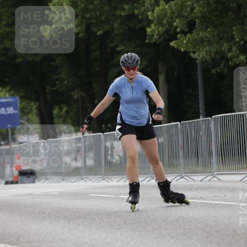 29.06.2025 - hella hamburg halbmarathon Jannik Wohlers http://msf.ph/oto/8331680 29.06.2025 09:01:26 Lombardsbrücke  meine-sportfotos.de
