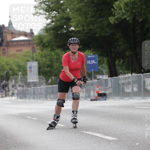 29.06.2025 - hella hamburg halbmarathon Jannik Wohlers http://msf.ph/oto/8331744 29.06.2025 09:01:26 Lombardsbrücke  meine-sportfotos.de