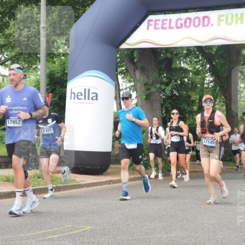 29.06.2025 - hella hamburg halbmarathon KatJ http://msf.ph/oto/8331927 29.06.2025 10:47:16 Zwischen KM18-KM19 5775, 5885, 6309, 8003 meine-sportfotos.de