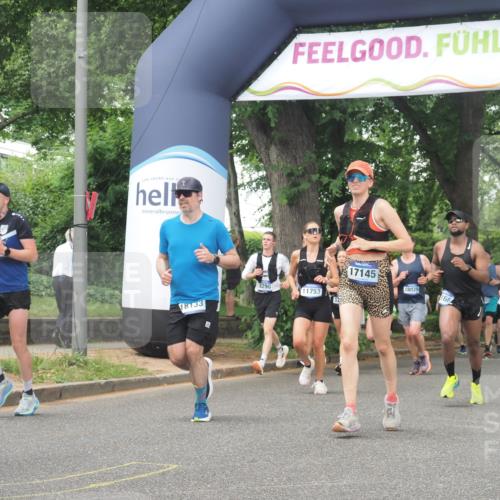 29.06.2025 - hella hamburg halbmarathon KatJ http://msf.ph/oto/8332011 29.06.2025 10:47:16 Zwischen KM18-KM19 5775, 5885, 6309, 8003 meine-sportfotos.de