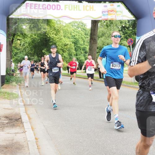 29.06.2025 - hella hamburg halbmarathon MichiJ http://msf.ph/oto/8332079 29.06.2025 10:38:16 Zwischen KM18-KM19 2207, 6795, 7312, 7952, 8117, 8313, 9869, 12527, 12624, 13701, 13799, 14125, 14361, 14562, 17179, 18182, 18657, 18658, 19040, 19053 meine-sportfotos.de