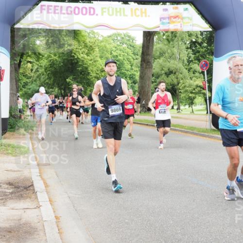 29.06.2025 - hella hamburg halbmarathon MichiJ http://msf.ph/oto/8332199 29.06.2025 10:38:17 Zwischen KM18-KM19 2718, 6795, 7312, 7952, 8117, 8313, 9869, 12527, 12624, 13701, 14125, 14361, 14562, 17179, 18182, 18658, 18811, 19040, 19053 meine-sportfotos.de