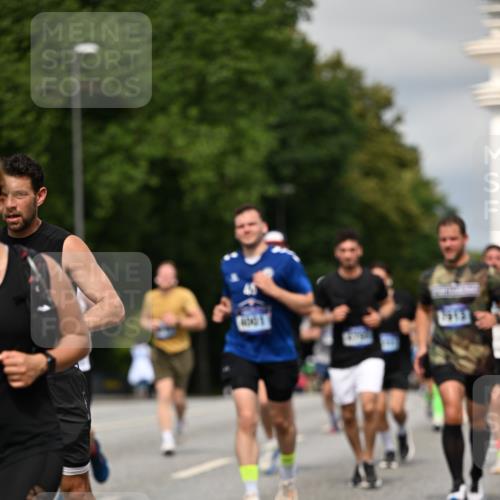 29.06.2025 - hella hamburg halbmarathon Dr. Thomas Lammeyer http://msf.ph/oto/8332323 29.06.2025 10:17:44 Kennedybrücke 1194, 1747, 1939, 2055, 2359, 2721, 2891, 2904, 4001, 4032, 4795, 4962, 5631, 5719, 6207, 7460, 7462, 7913, 8673, 9141, 9612, 9631, 9886, 10442, 10443 meine-sportfotos.de