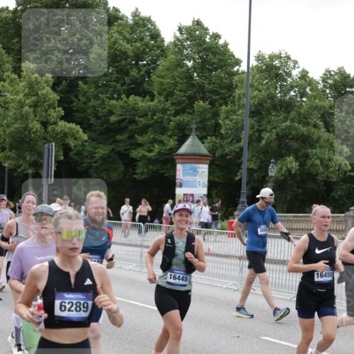 29.06.2025 - hella hamburg halbmarathon Jannik Wohlers http://msf.ph/oto/8332395 29.06.2025 10:40:25 Lombardsbrücke 1075, 1323, 2042, 2173, 2206, 2299, 2858, 3121, 3306, 3432, 3694, 4044, 4234, 4530, 4612, 4774, 4775, 4972, 5753, 6098, 6163, 6289, 6842, 7293, 7956, 8053, 8054, 8429, 8430, 9009, 9237, 9437, 9946, 10166, 10920, 10940, 11053, 11513, 11514, 11686, 12191, 12610, 12692, 12699, 13773, 15154, 15905, 16028, 16297, 16449, 16450, 17233, 17234, 17267, 19087, 19168 meine-sportfotos.de