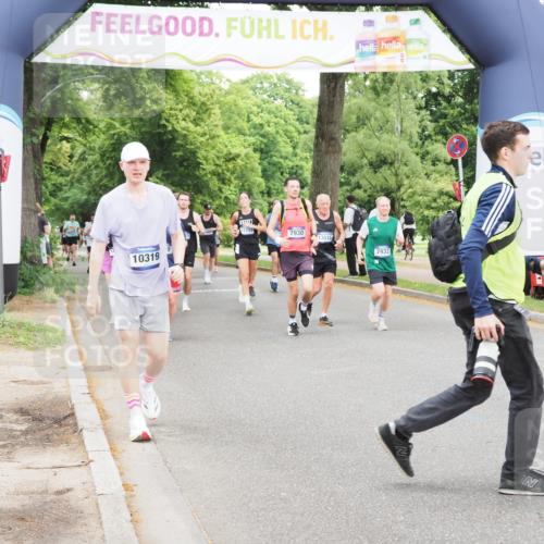 29.06.2025 - hella hamburg halbmarathon MichiJ http://msf.ph/oto/8332479 29.06.2025 10:38:22 Zwischen KM18-KM19 2718, 3654, 5894, 7932, 8117, 8261, 8313, 9869, 10319, 10868, 11733, 13015, 13701, 14562, 15395, 17179, 18811, 19040, 19053 meine-sportfotos.de