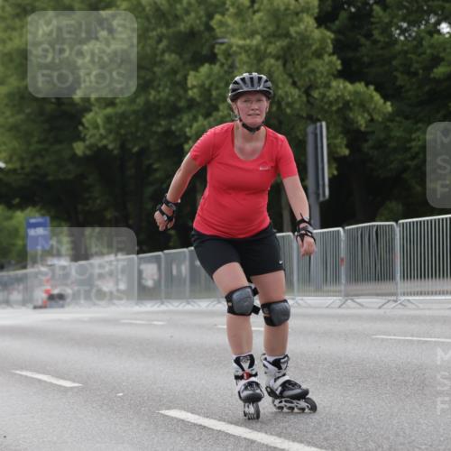 29.06.2025 - hella hamburg halbmarathon Jannik Wohlers http://msf.ph/oto/8332490 29.06.2025 09:01:28 Lombardsbrücke  meine-sportfotos.de