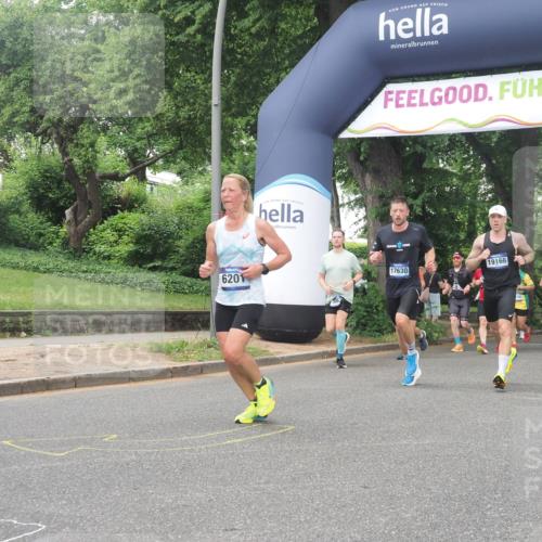 29.06.2025 - hella hamburg halbmarathon KatJ http://msf.ph/oto/8332765 29.06.2025 10:47:24 Zwischen KM18-KM19 2978, 5775, 5839, 5885, 6201, 7761, 8290, 8662 meine-sportfotos.de