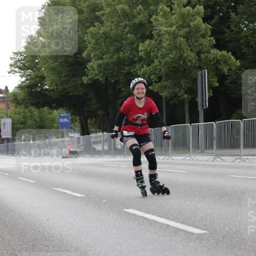 29.06.2025 - hella hamburg halbmarathon Jannik Wohlers http://msf.ph/oto/8332793 29.06.2025 09:01:34 Lombardsbrücke  meine-sportfotos.de