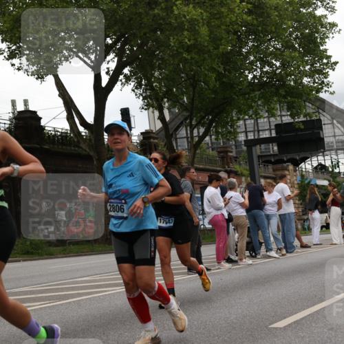 29.06.2025 - hella hamburg halbmarathon Yannick Fuchs http://msf.ph/oto/8332854 29.06.2025 10:51:48 20KM 1611, 2025, 2236, 2488, 2606, 2759, 2806, 2883, 2907, 3093, 3141, 3859, 4426, 4467, 4579, 4632, 4833, 5926, 6104, 6281, 6302, 6531, 6595, 7138, 7833, 9316, 9450, 9485, 10599, 10788, 11645, 13465, 14571, 15217, 15229, 16517, 16531, 17405, 17415, 17455, 17543, 18068, 18501, 18508, 18587, 18762, 18891 meine-sportfotos.de
