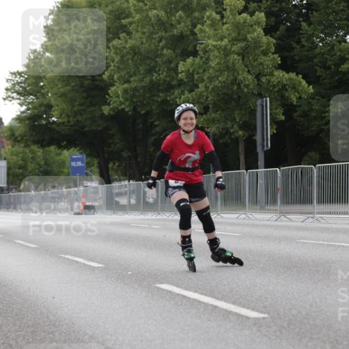 29.06.2025 - hella hamburg halbmarathon Jannik Wohlers http://msf.ph/oto/8332863 29.06.2025 09:01:34 Lombardsbrücke  meine-sportfotos.de