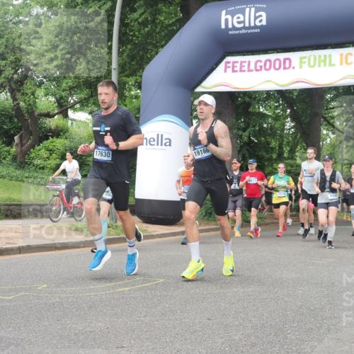 29.06.2025 - hella hamburg halbmarathon KatJ http://msf.ph/oto/8332873 29.06.2025 10:47:25 Zwischen KM18-KM19 1420, 2978, 5839, 6201, 7761, 8290, 8662 meine-sportfotos.de