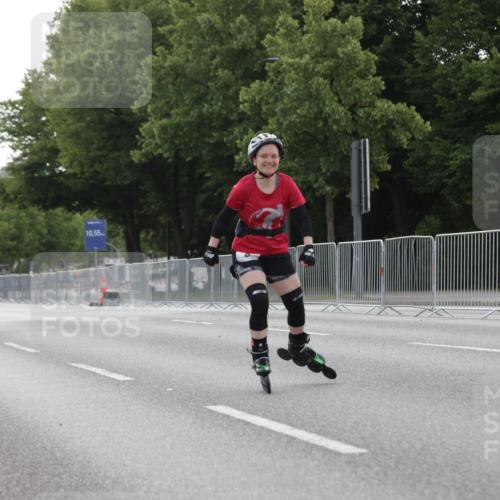 29.06.2025 - hella hamburg halbmarathon Jannik Wohlers http://msf.ph/oto/8332934 29.06.2025 09:01:34 Lombardsbrücke  meine-sportfotos.de