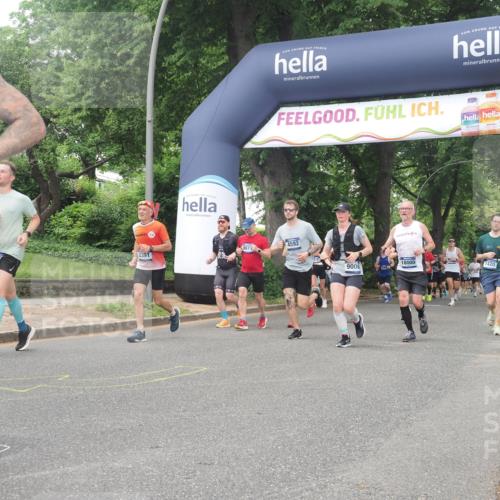 29.06.2025 - hella hamburg halbmarathon KatJ http://msf.ph/oto/8333018 29.06.2025 10:47:26 Zwischen KM18-KM19 1420, 2391, 2978, 5839, 6201, 7759, 8290, 8662 meine-sportfotos.de
