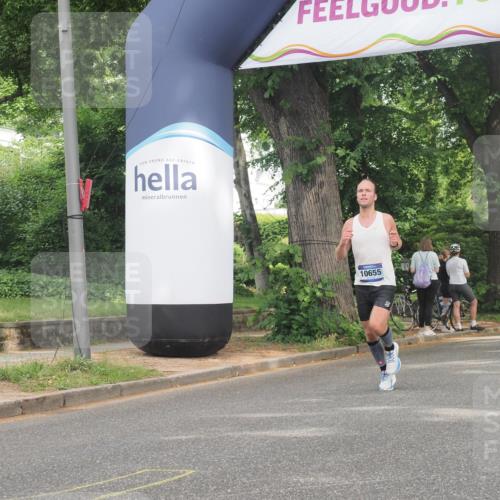 29.06.2025 - hella hamburg halbmarathon KatJ http://msf.ph/oto/8333027 29.06.2025 10:17:33 Zwischen KM18-KM19 1577 meine-sportfotos.de