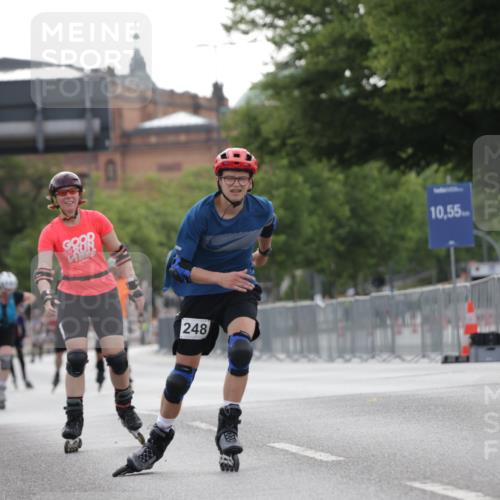29.06.2025 - hella hamburg halbmarathon Jannik Wohlers http://msf.ph/oto/8333037 29.06.2025 09:01:36 Lombardsbrücke  meine-sportfotos.de