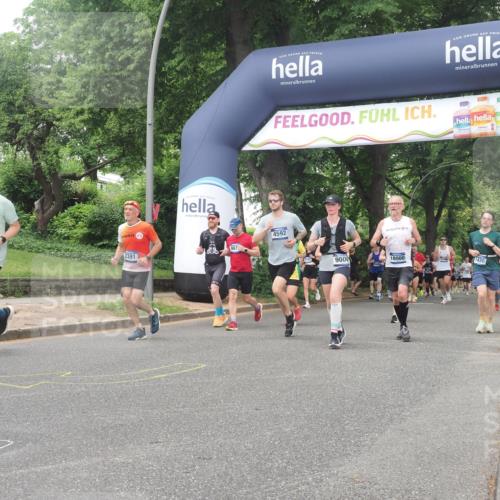 29.06.2025 - hella hamburg halbmarathon KatJ http://msf.ph/oto/8333047 29.06.2025 10:47:26 Zwischen KM18-KM19 1420, 2391, 2978, 5839, 6201, 7759, 8290, 8662 meine-sportfotos.de