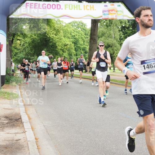 29.06.2025 - hella hamburg halbmarathon MichiJ http://msf.ph/oto/8333106 29.06.2025 10:38:30 Zwischen KM18-KM19 2670, 4077, 5600, 7930, 7932, 8989, 9959, 10868, 11733, 13015, 13073, 13726, 13976, 14458, 14626, 15720, 15871, 15899, 16291 meine-sportfotos.de