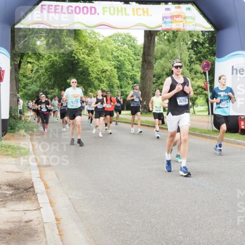 29.06.2025 - hella hamburg halbmarathon MichiJ http://msf.ph/oto/8333150 29.06.2025 10:38:31 Zwischen KM18-KM19 2670, 4077, 5600, 7930, 7943, 8989, 9959, 13073, 13726, 13976, 14458, 14626, 15720, 15871, 15899, 16291 meine-sportfotos.de