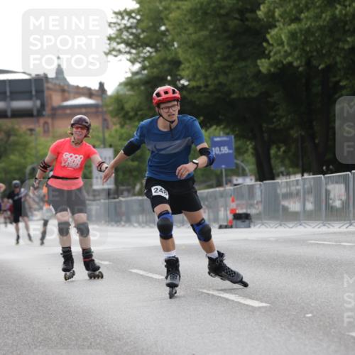 29.06.2025 - hella hamburg halbmarathon Jannik Wohlers http://msf.ph/oto/8333220 29.06.2025 09:01:37 Lombardsbrücke  meine-sportfotos.de